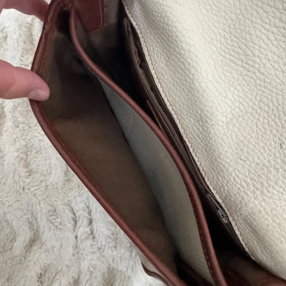 Vintage Coach USA 90s Sheridan Glenwood Cream Tan Shoulder Crossbody Bag